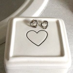 Authentic Tiffany and Co Elsa Peretti earrings